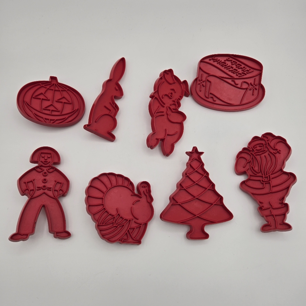 Vintage Tupperware 1970s Holiday Red Plastic Cookie Cutters Set Of 8